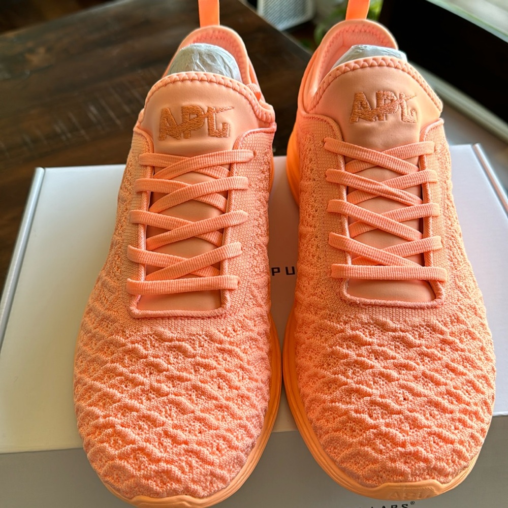 APL techloom phantom sneaker